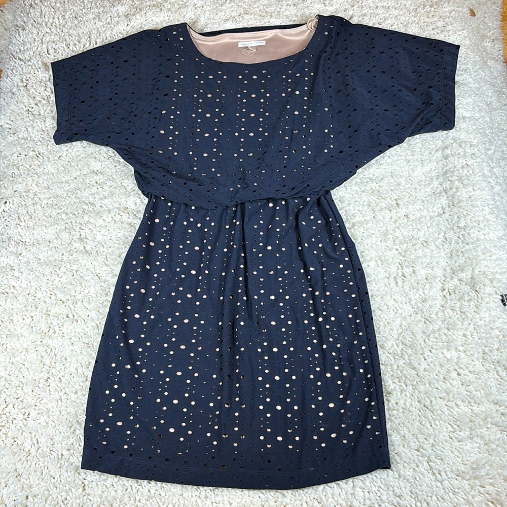 London Times Eyelet Dress Size 4, Navy Blue Short Dolman Sleeve Knee Length